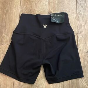 Aritzia TNA butter cheeky biker shorts
